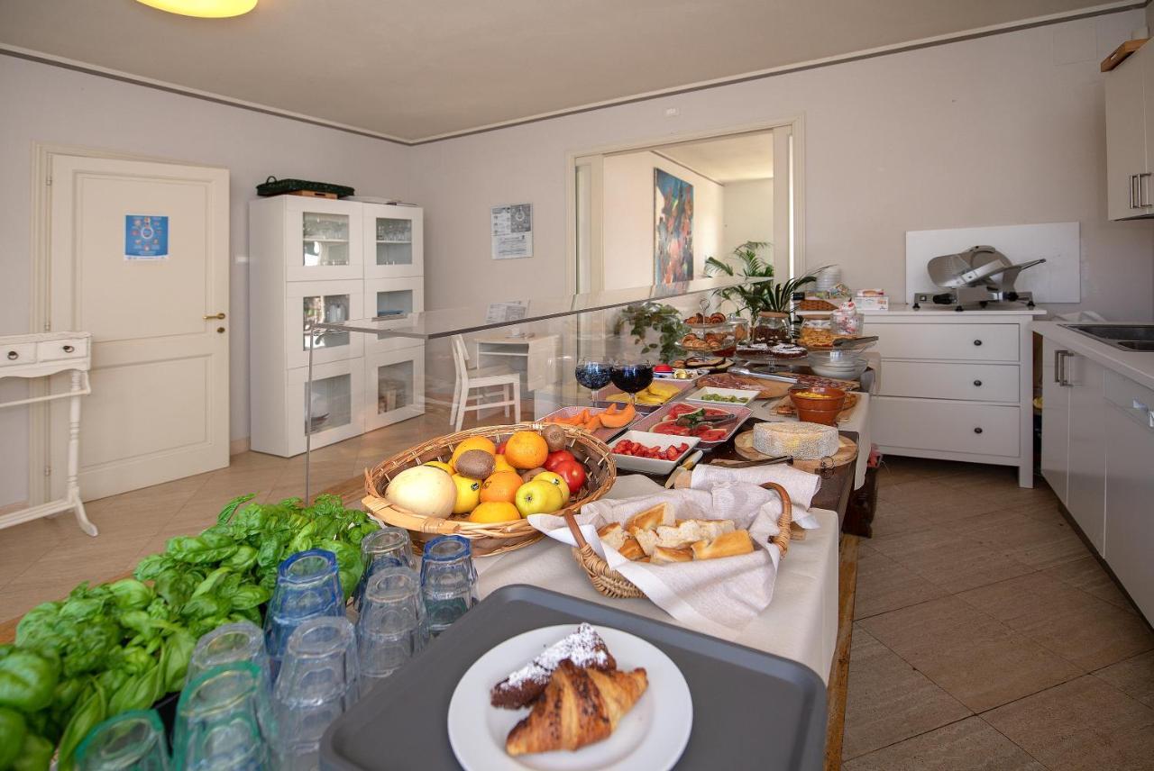 Relais Villa Isabel Пиетрасанта Екстериор снимка