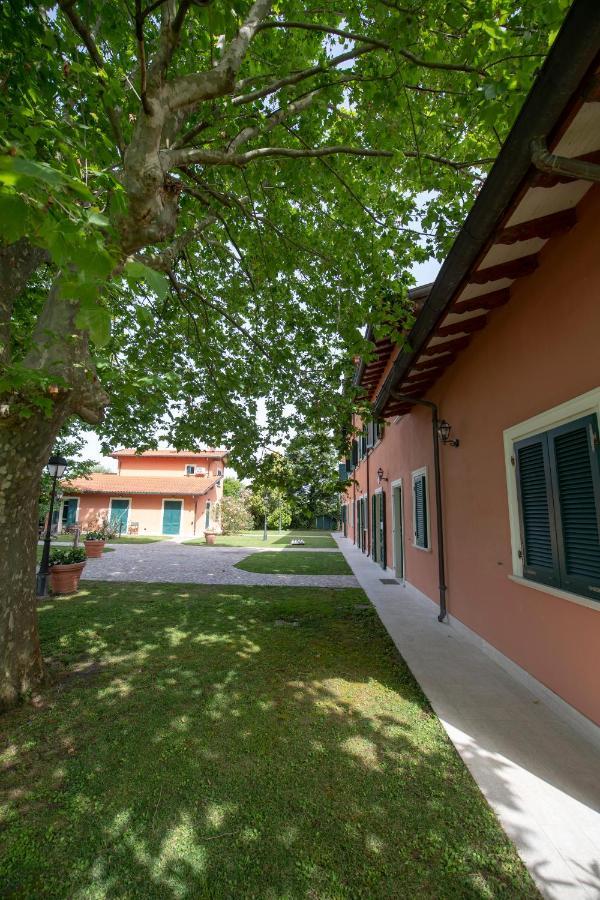 Relais Villa Isabel Пиетрасанта Екстериор снимка