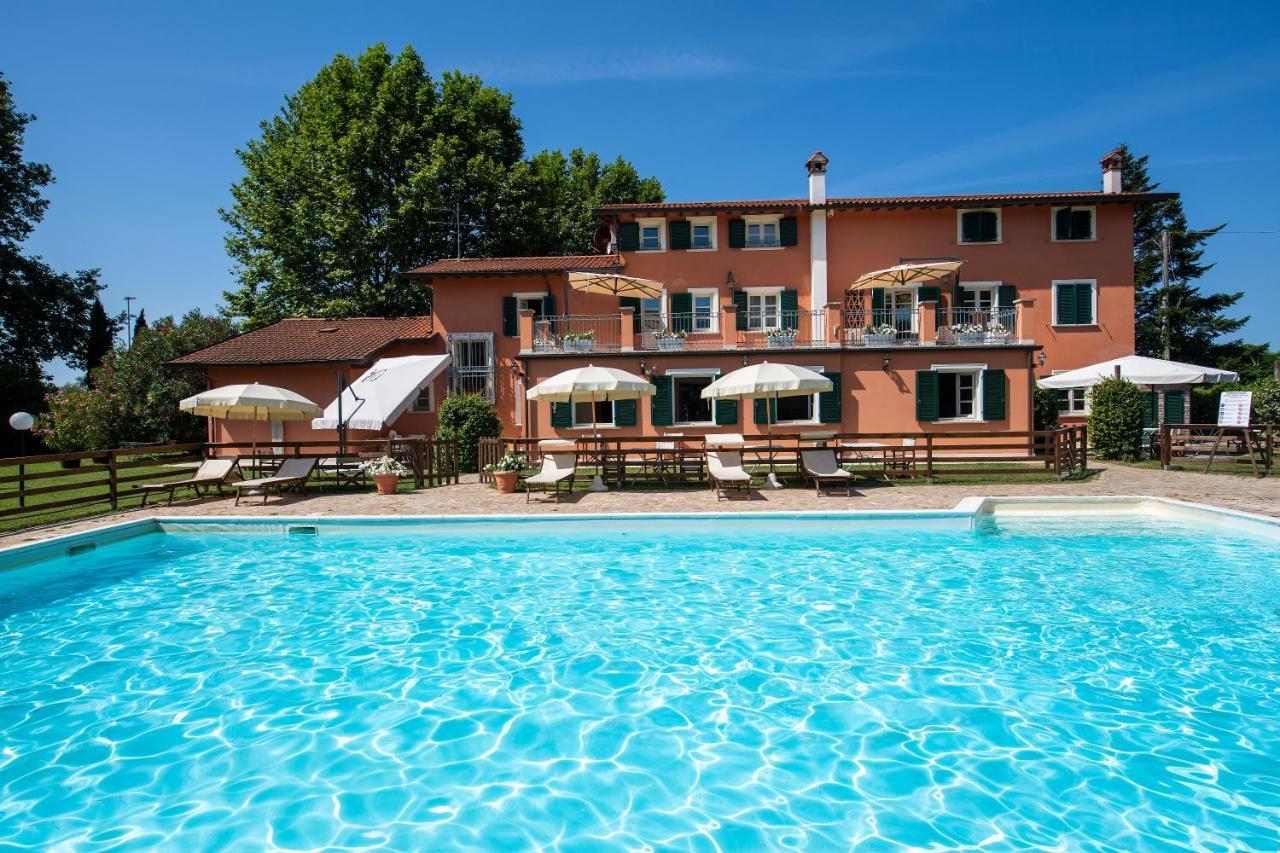 Relais Villa Isabel Пиетрасанта Екстериор снимка